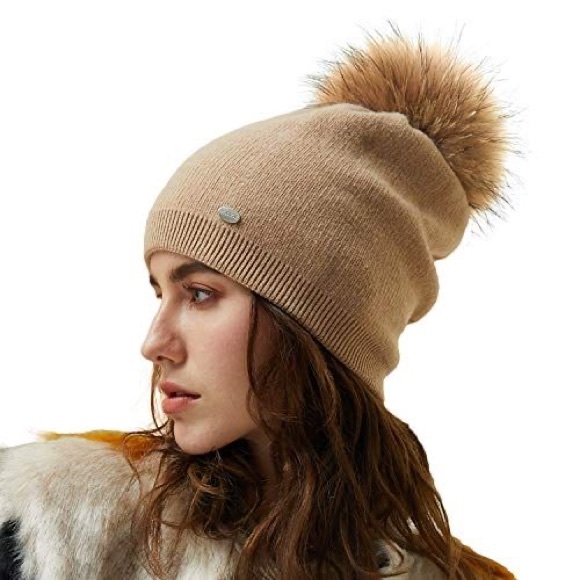 Wool knit beanie w. interchangeable pom, NWOT - Picture 4 of 6